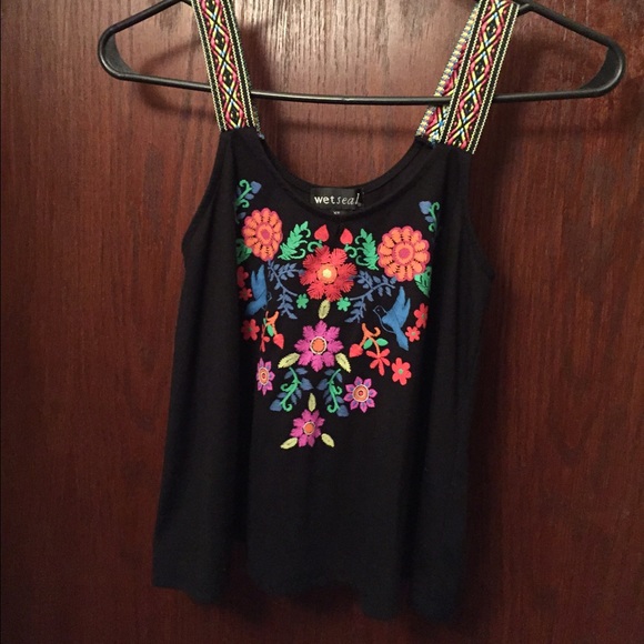 Black crop top