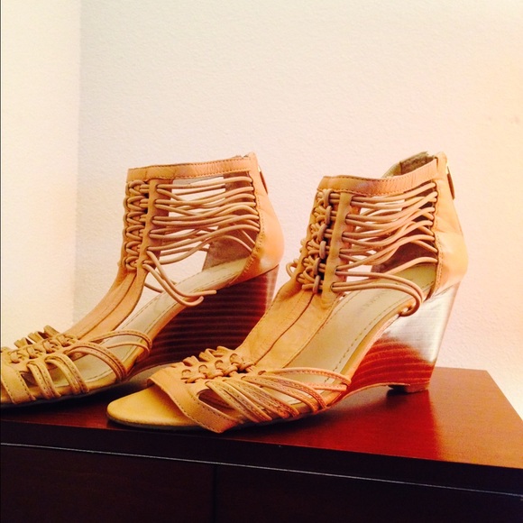 Enzo Angiolini Wedges