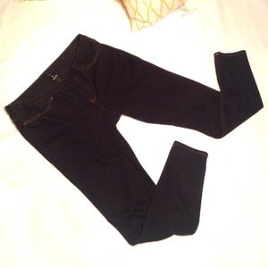 Dark wash jeggings