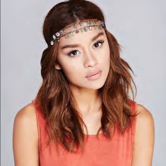 Accessories - NWT gypsy coin girly headwrap