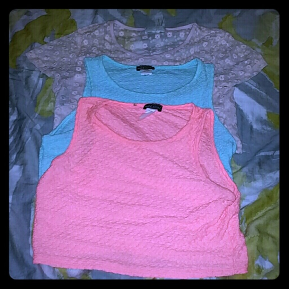 Crop top bundle (3) crop tops