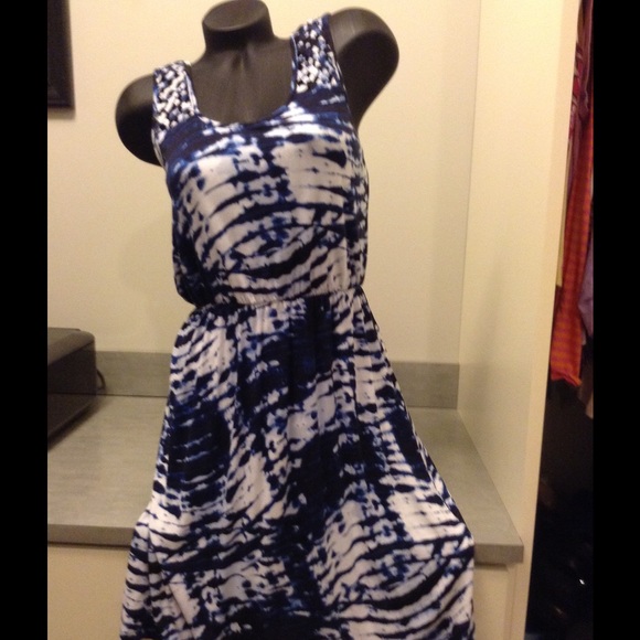 Adorable blue white tie dye dress!  Hi-lo!