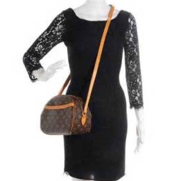 Authentic Louis Vuitton Blois - Picture 3 of 4