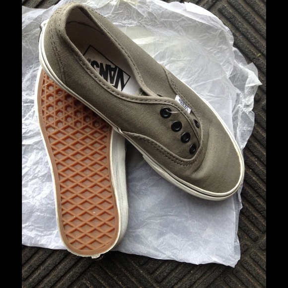 VANS size 6 in women