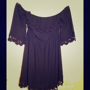 NWT Umgee boutique brand off the shoulder dress