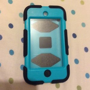 iPod 4th gen griffin life proof extreme case