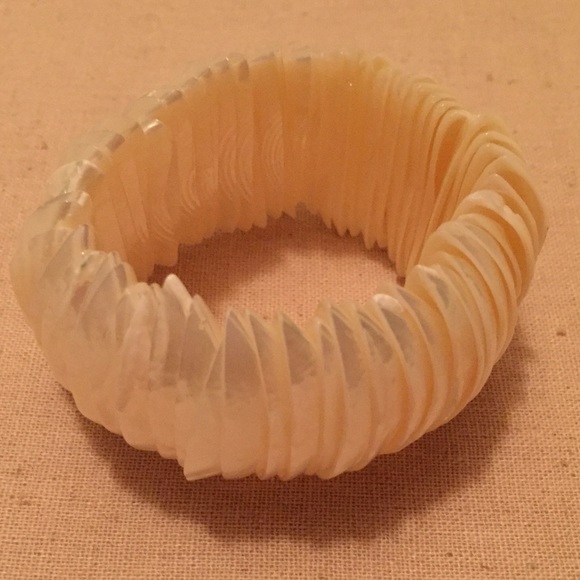 White She'll Bracelet - Picture 2 of 2