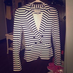 SUPER CUTE NAVY&WHITE STRIPE BLAZER