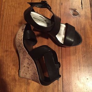 Black strap wedges size 5 new condition