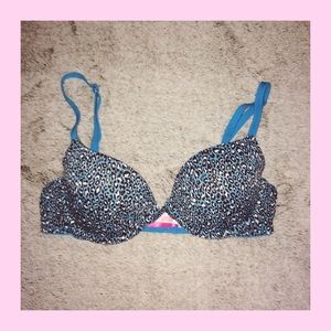 Victoria's Secret Bra, Lightly Lined, never worn.