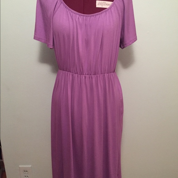 Dress - Picture 2 of 3