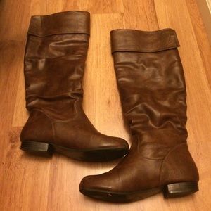 Dark tan boots