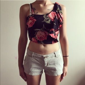 Crop-top & bottoms available