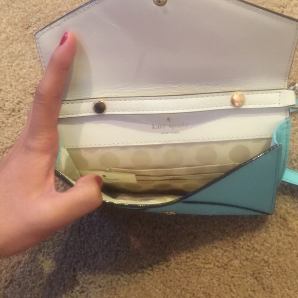 SOLD 🚫🚫Light blue Kate spade crossbody - Picture 2 of 4