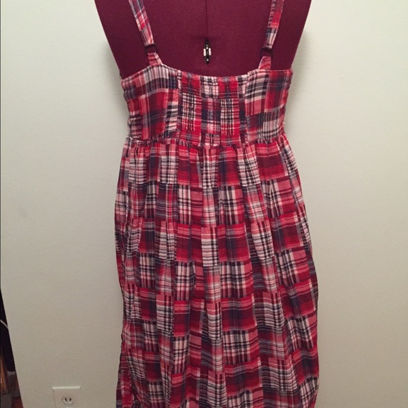 Dress - Picture 2 of 3