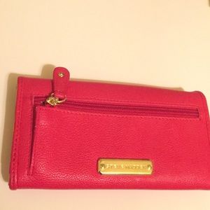 Steve Madden wallet!