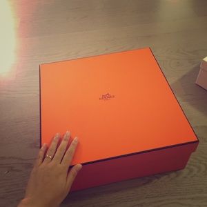 Hermes kelly 30's box