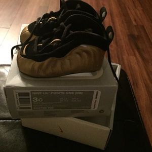 Nike lil posite one infant size
