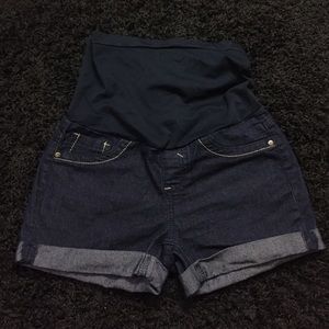 maternity shorts size S