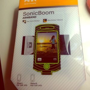 NWOT Exercise arm band