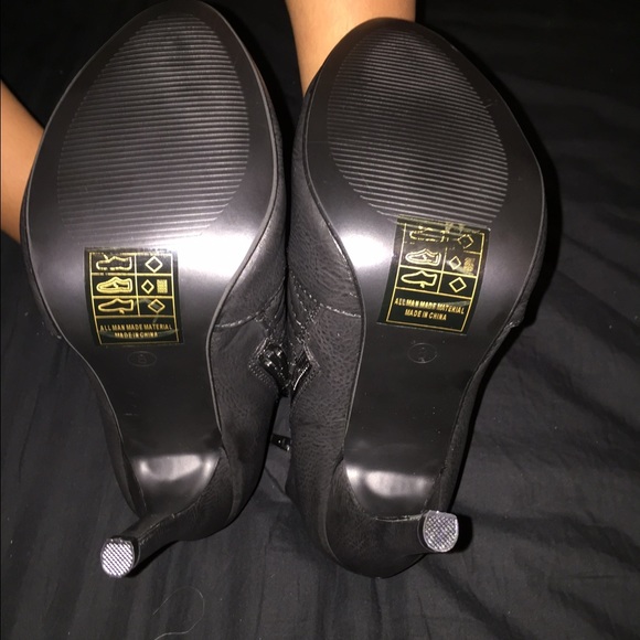 Zipper boots - Picture 2 of 3