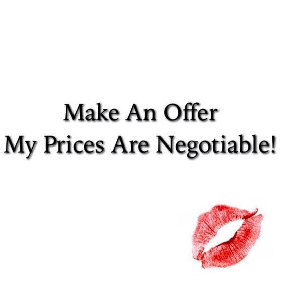 Hey there! I'm open to reasonable offers ❤️