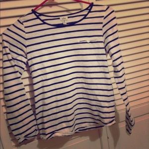 Classic navy blue strips on white