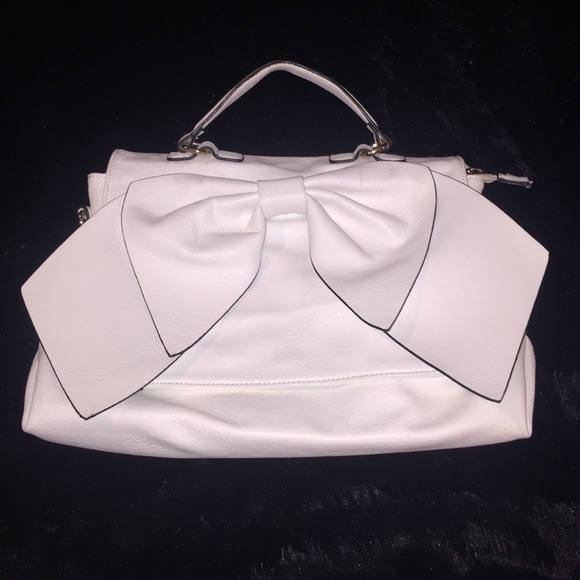 Charming Charlie Accessories - White bow bag