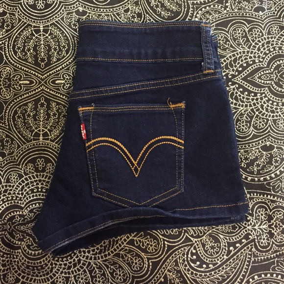Levi's shorts