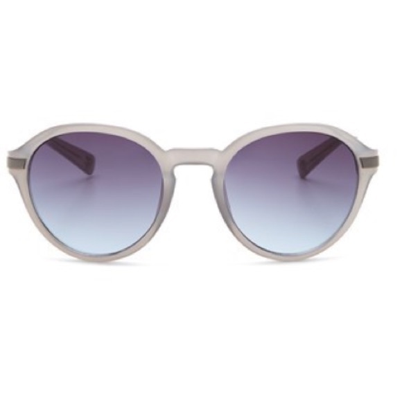 💞HP💞Vince Camuto Sunglasses - New - Picture 2 of 2