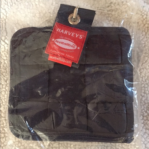 Harvey Seatbelt Half Zip Wallet