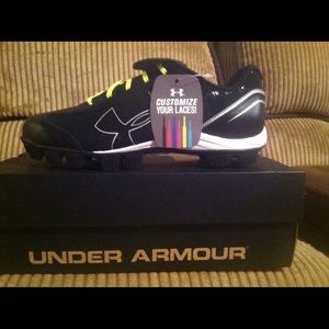 Never worn before cleats.