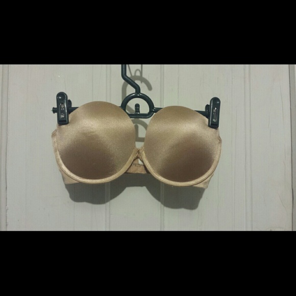 Nude strapless bra. NWOT