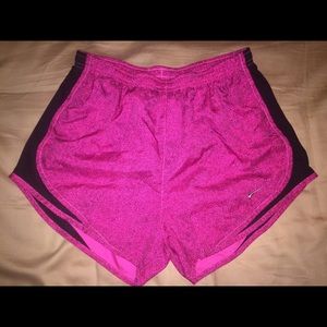Nike Shorts  M