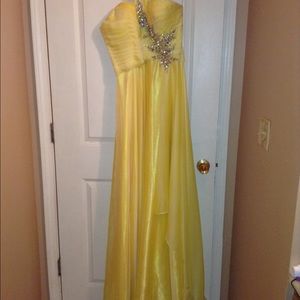 Prom dress