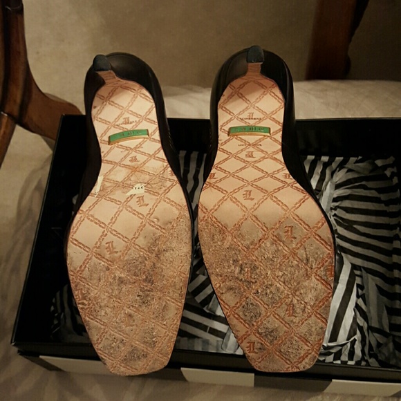 Pumps - Picture 1 of 4