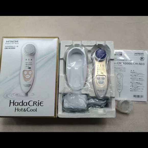 Anti-Wrinkle Massager NEW IN BOX Hitachi HadaCrie