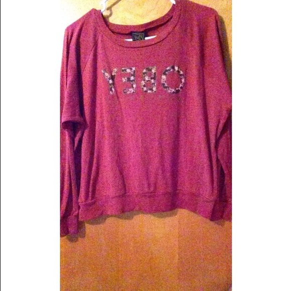 OBEY sweatshirt