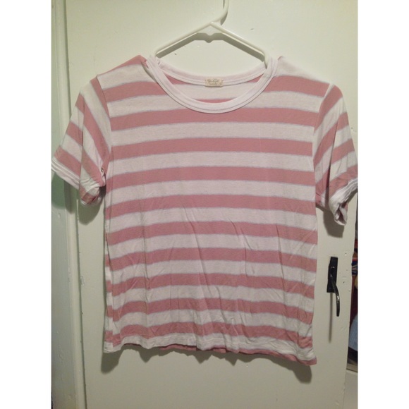 brandy Melville cropped tee