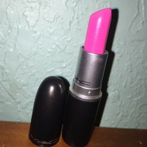 MAC lipstick (candy yum-yum)