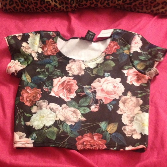 crop top