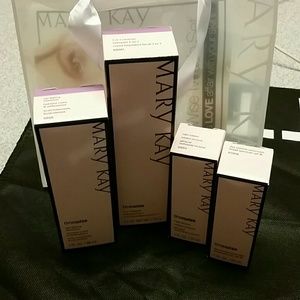 Mary Kay time wise (combination to oily) set
