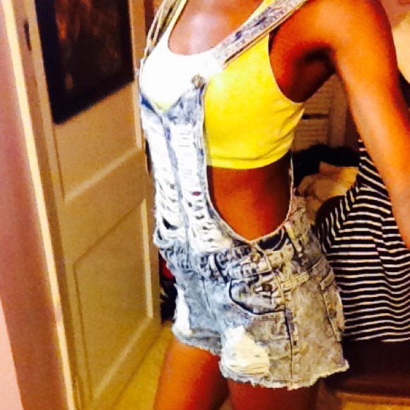 Jumper - Picture 2 of 2