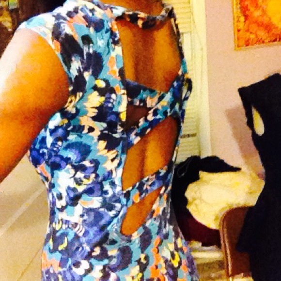 Mini Maxi dress - Picture 2 of 2