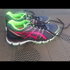 Asics ladies running shoes