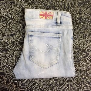 machine destroyed wash jeans