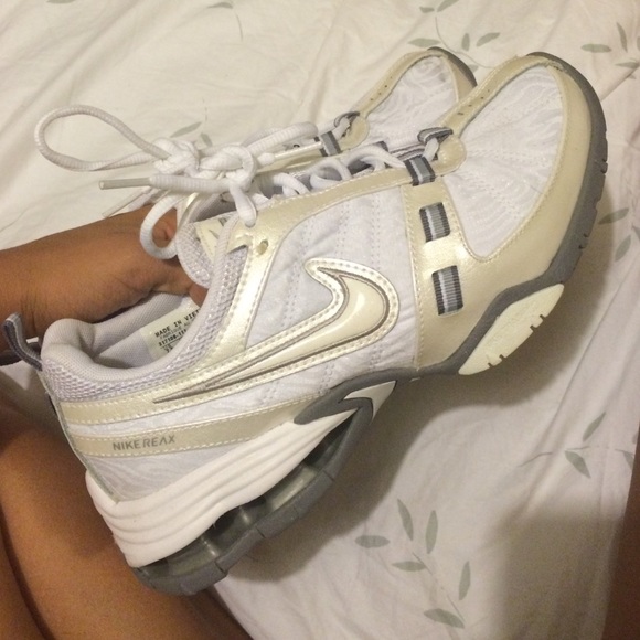 Nike shoes size 7.5