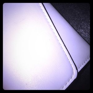 It a white