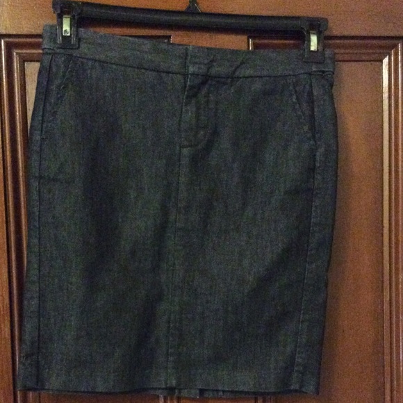GAP denim skirt