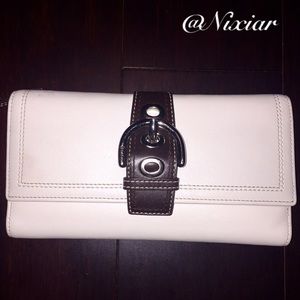 Coach Wallet.